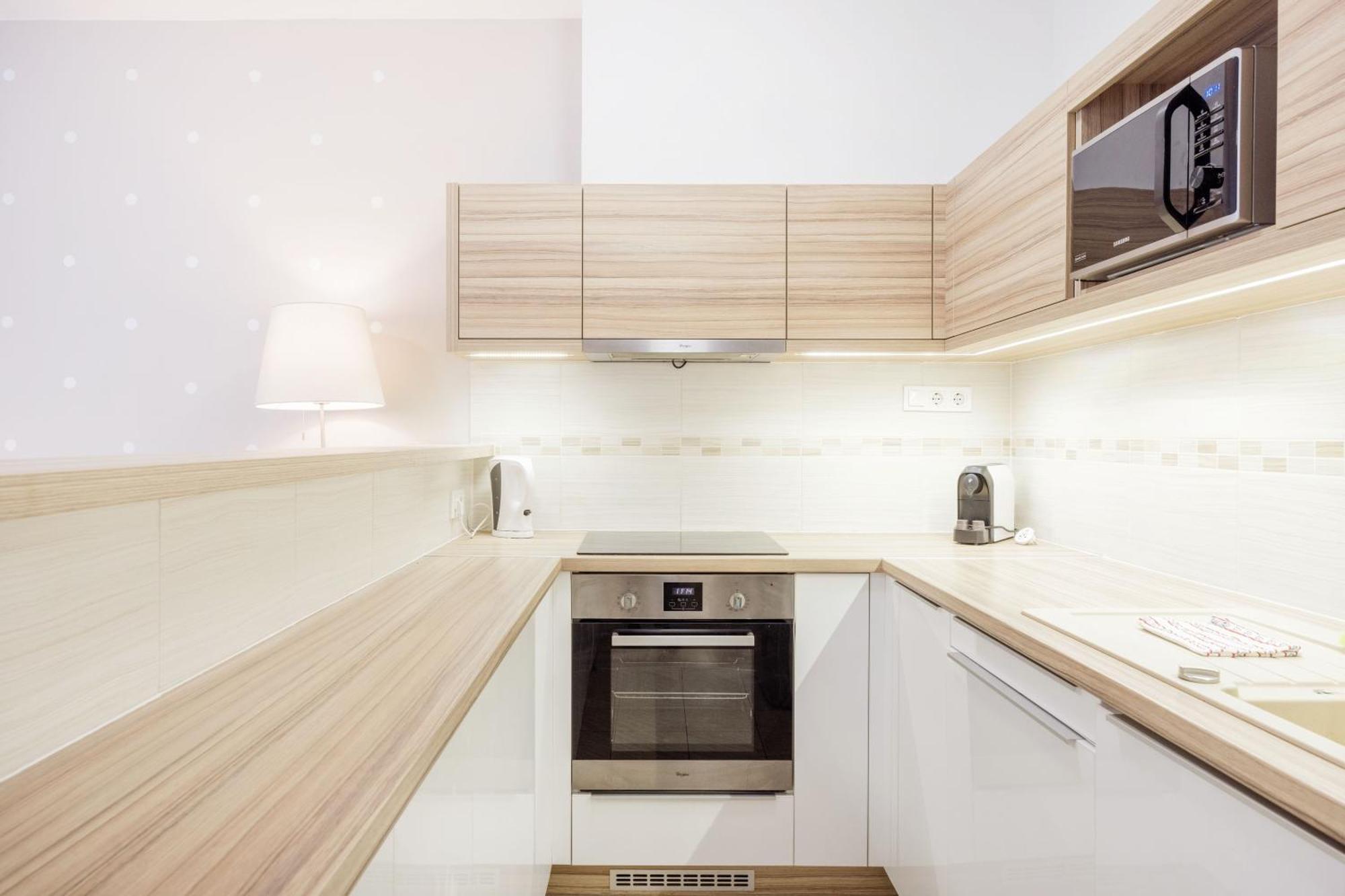 The Chic Crib With Balcony Apartment Budapest Luaran gambar